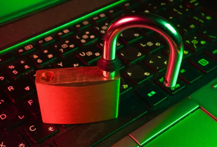 8 Dicas para se Manter Seguro Contra Ataques Cibernéticos