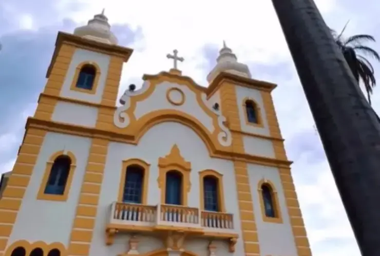 Qual é o bairro mais rico de Montes Claros